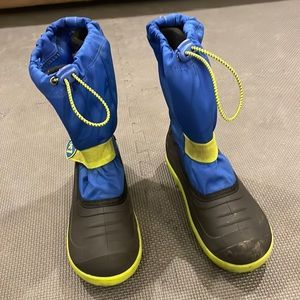Boys Kamik winter boots sz 6 boys used